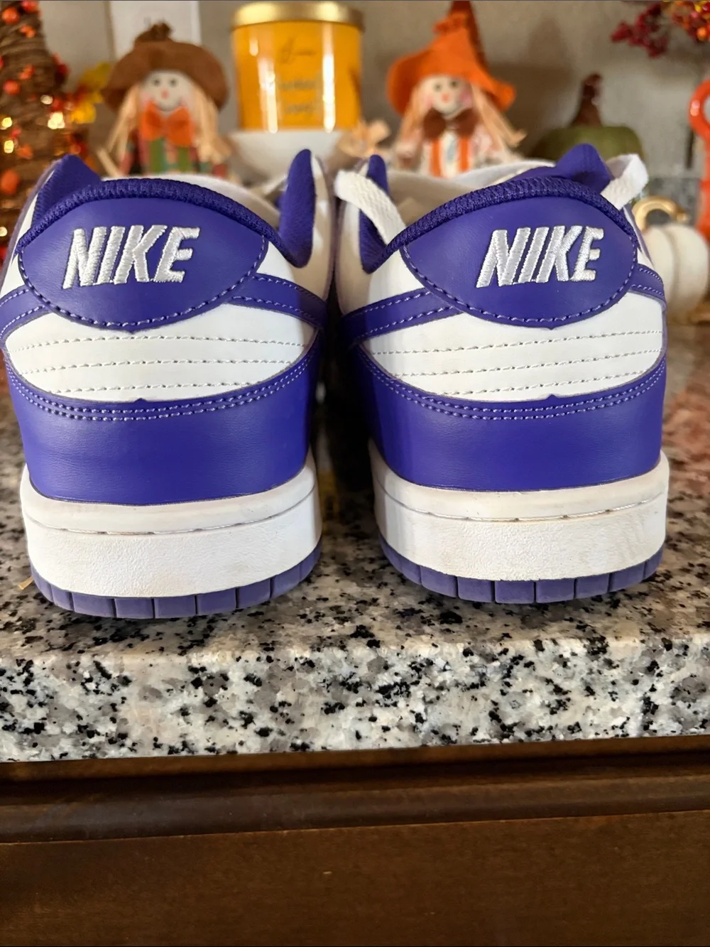 Nike Low-Top Sneakers in Purple and White